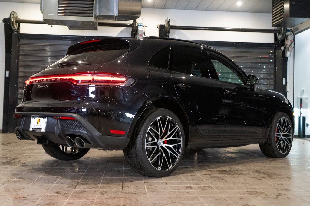 New 2026 Porsche Macan S AWD/4WD image 10