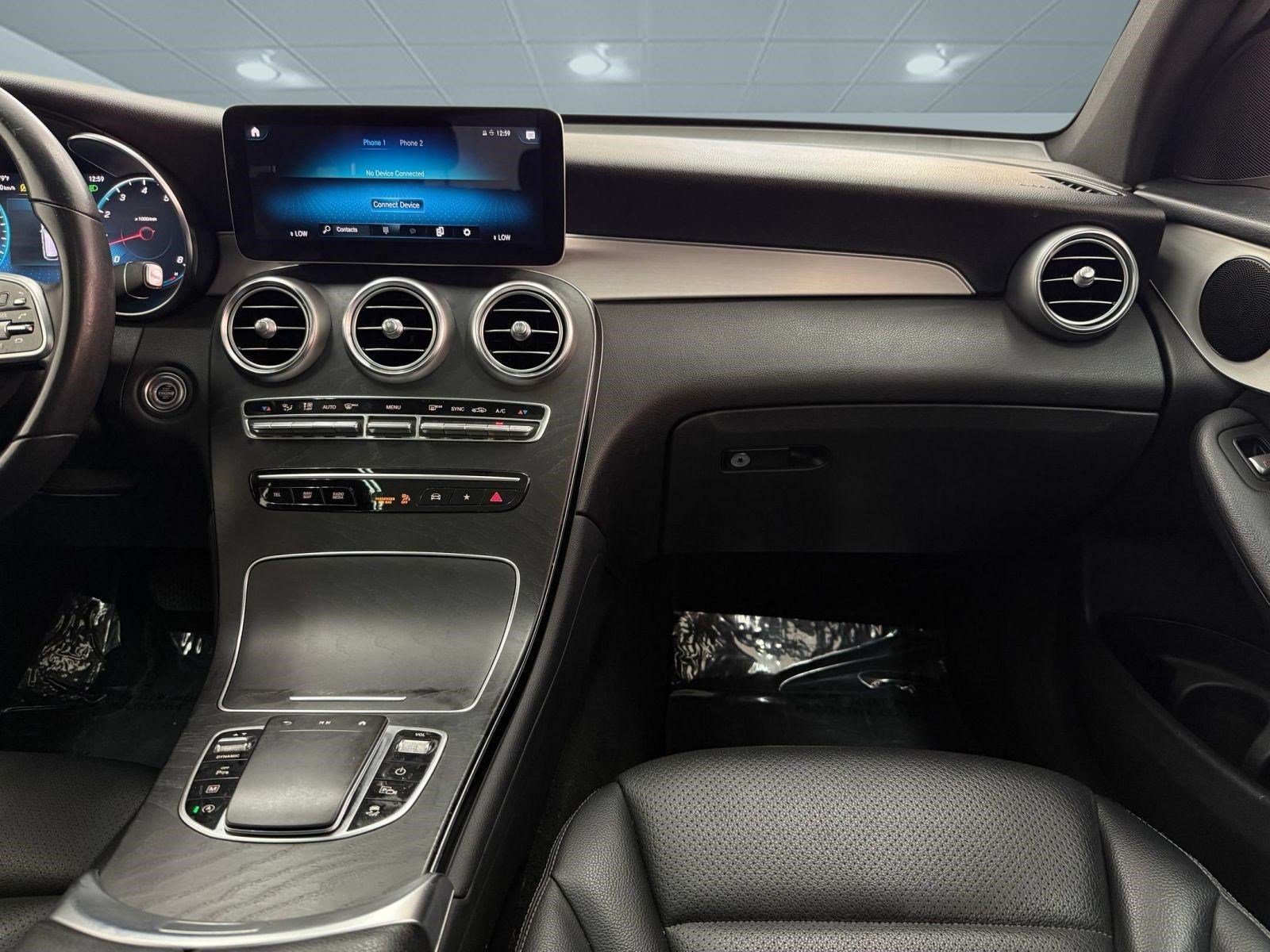 Used 2022 Mercedes-Benz GLC 300 image 31