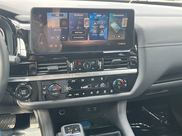 New 2026 Nissan Pathfinder Platinum image 21