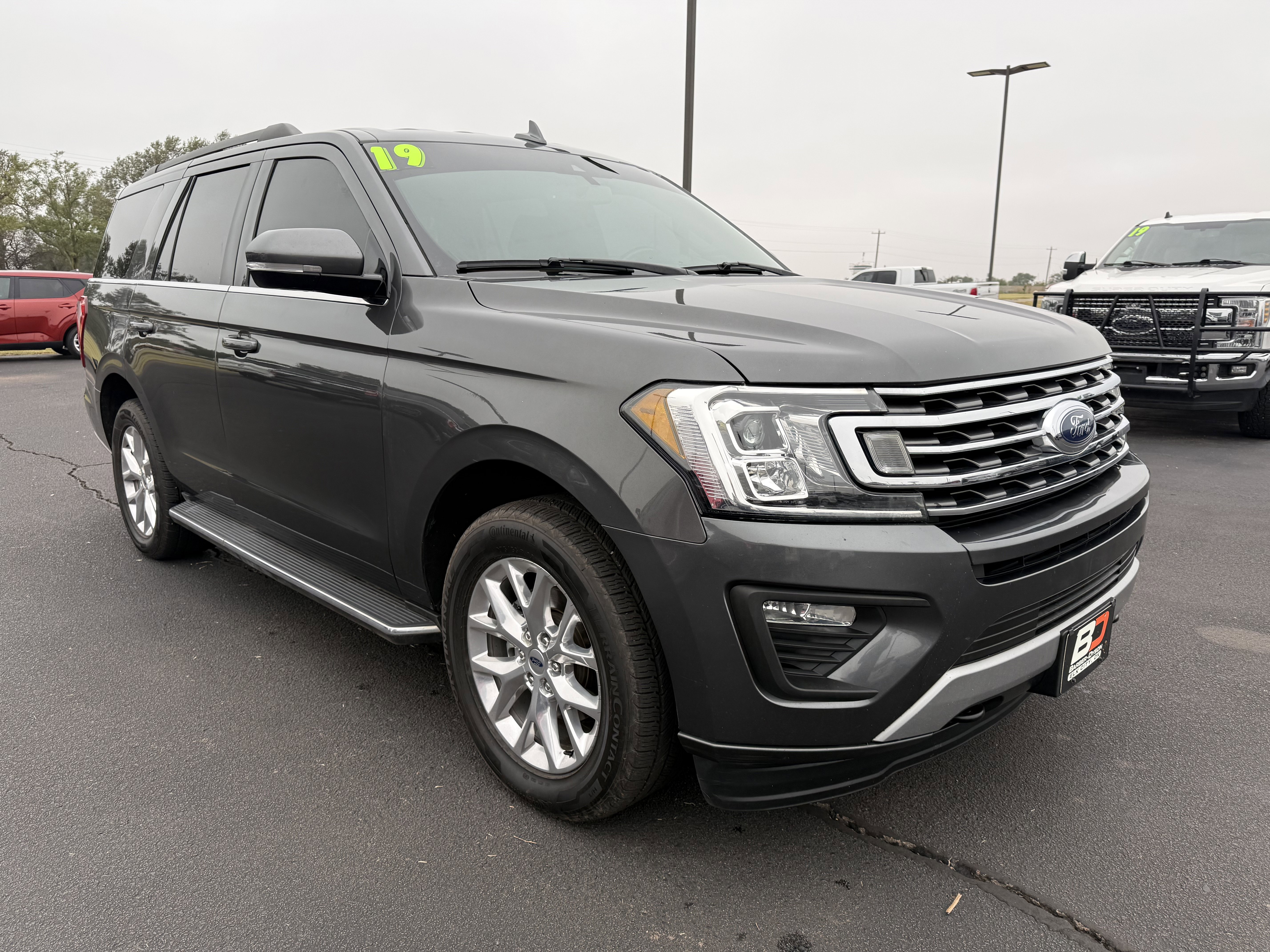 Used 2019 Ford Expedition XLT w/ Equipment Group 202A image 2