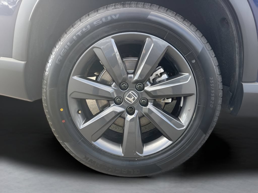 Used 2025 Honda Pilot Sport image 29