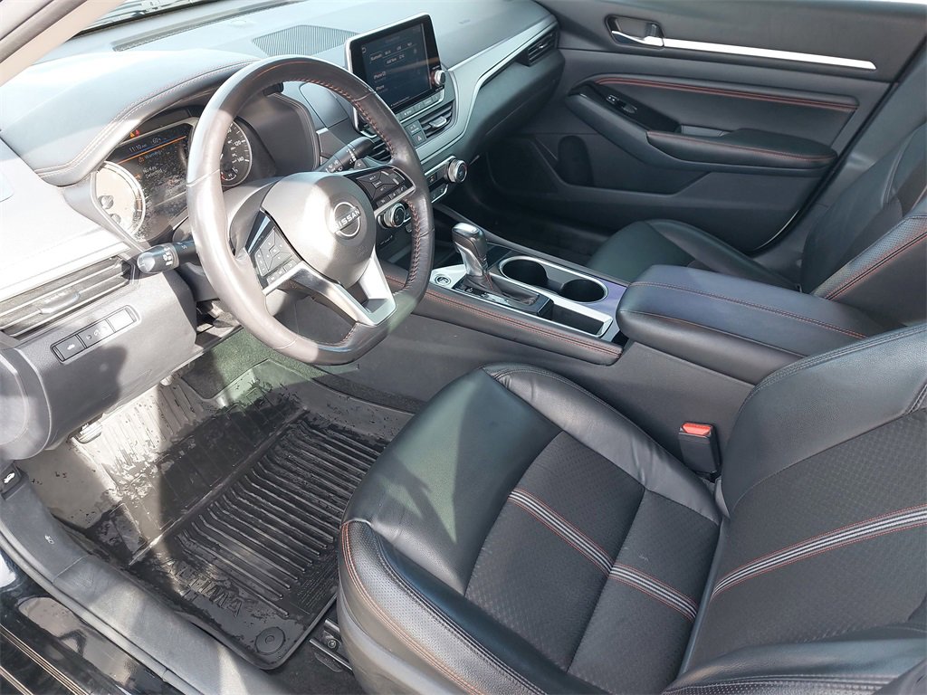 Used 2023 Nissan Altima 2.5 SR image 13