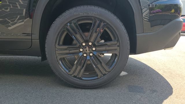 New 2026 GMC Acadia Elevation w/ Black Edition AWD/4WD image 9