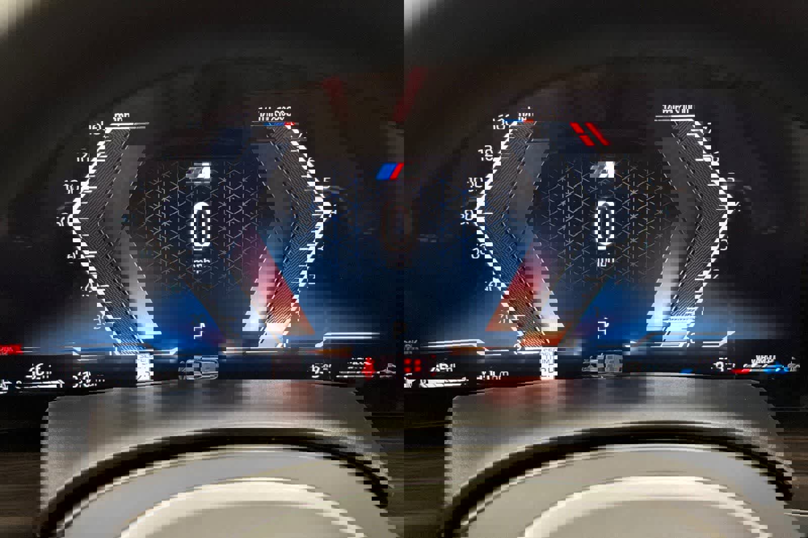 Used 2026 BMW X7 xDrive40i w/ M Sport Package image 25