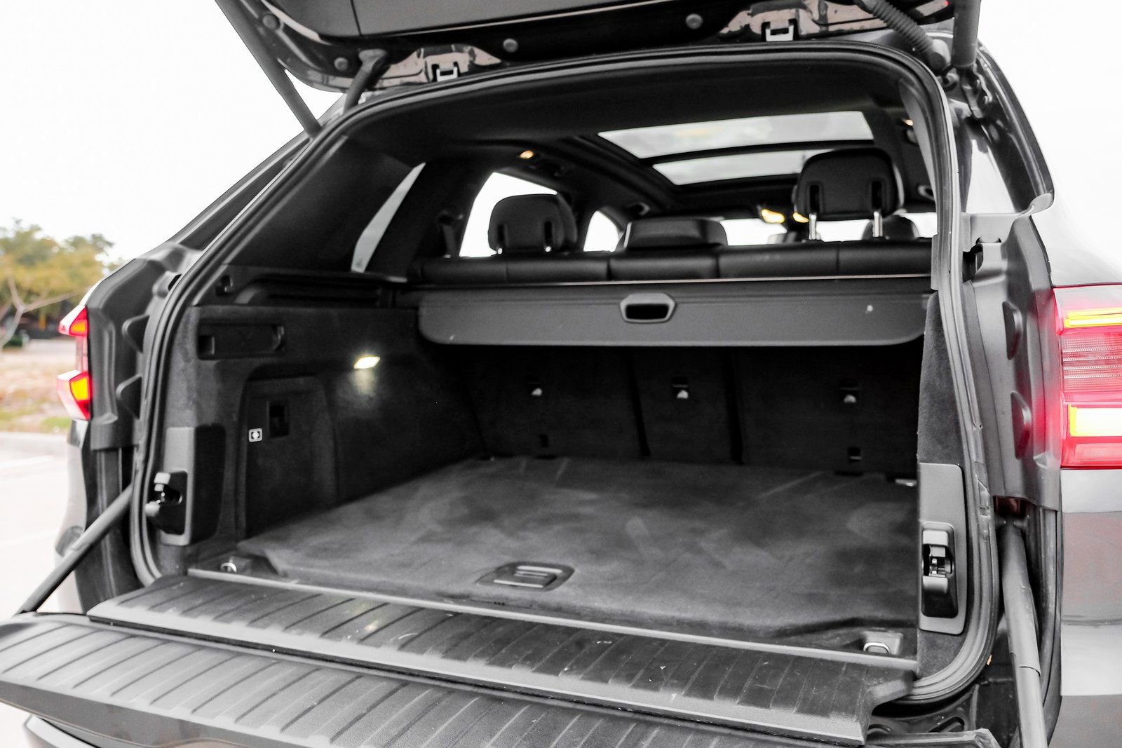 Used 2023 BMW X5 xDrive40i w/ Premium Package image 60