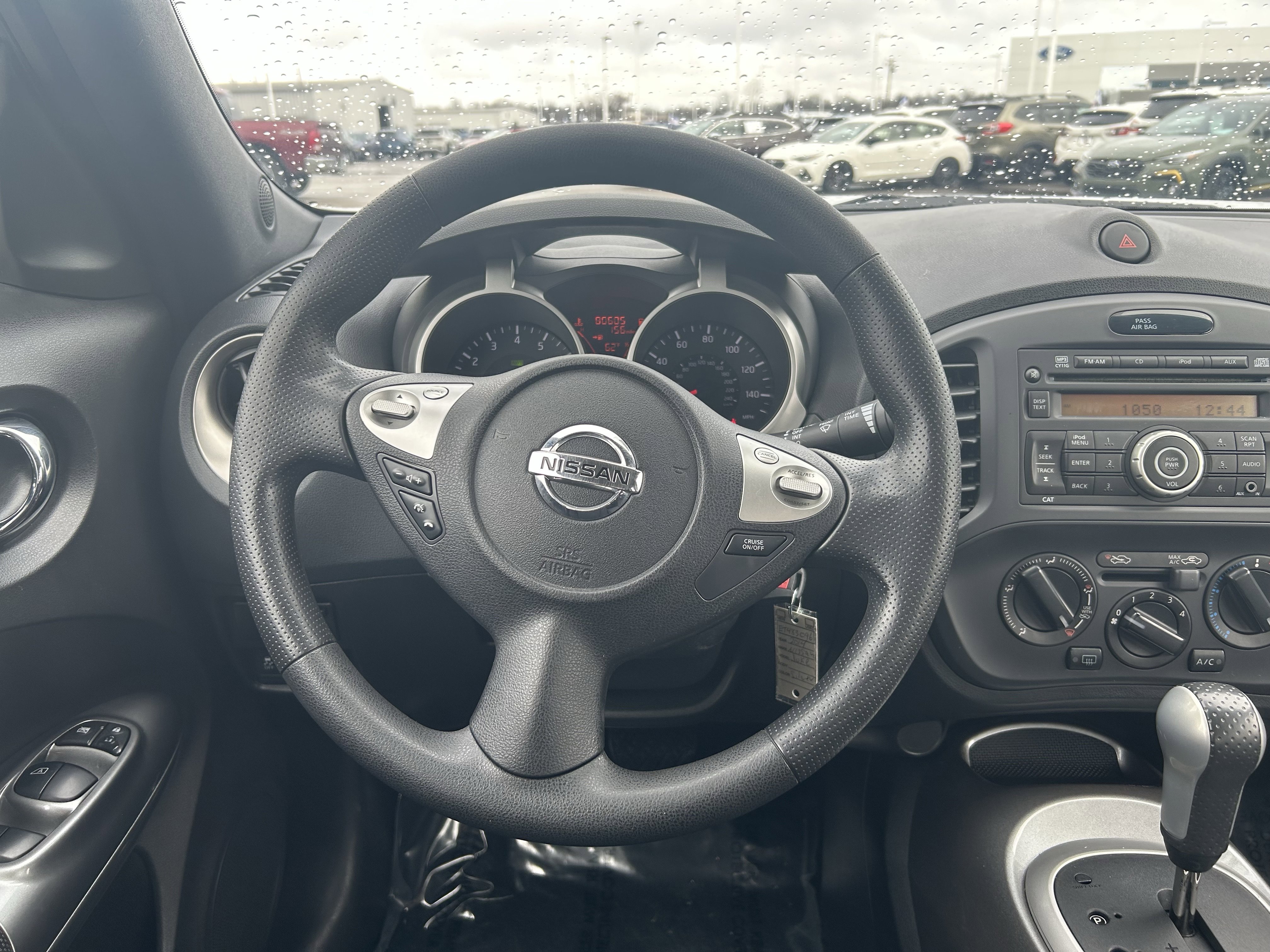 Used 2014 Nissan Juke S image 10