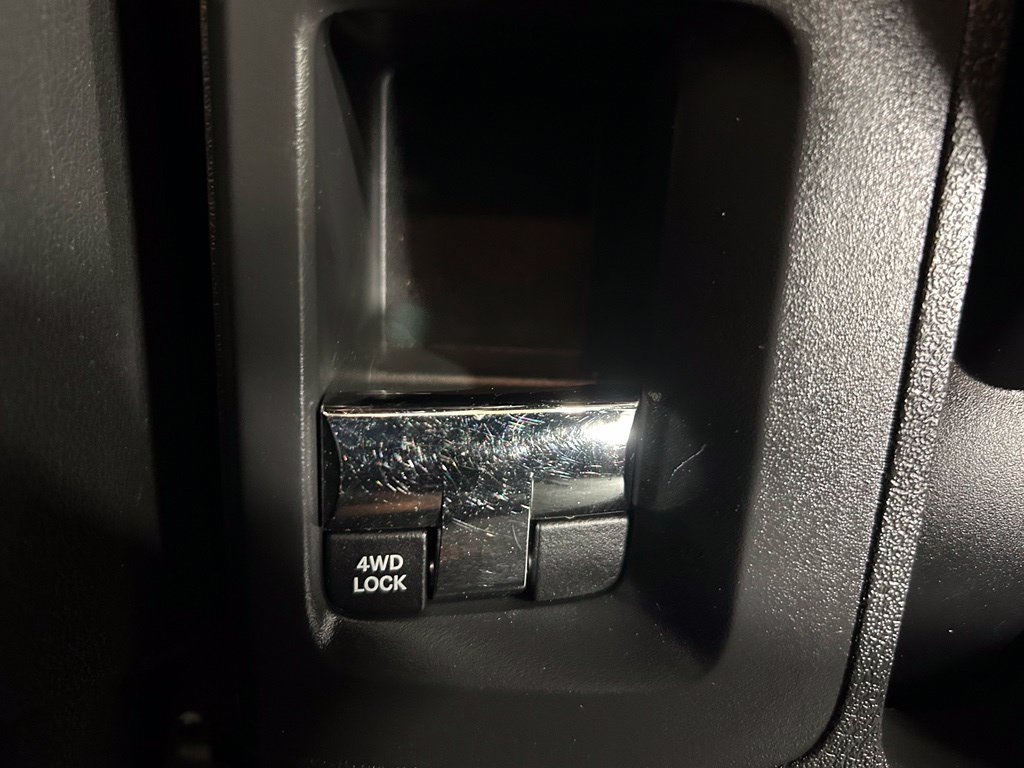 Used 2017 Jeep Patriot High Altitude AWD/4WD image 15
