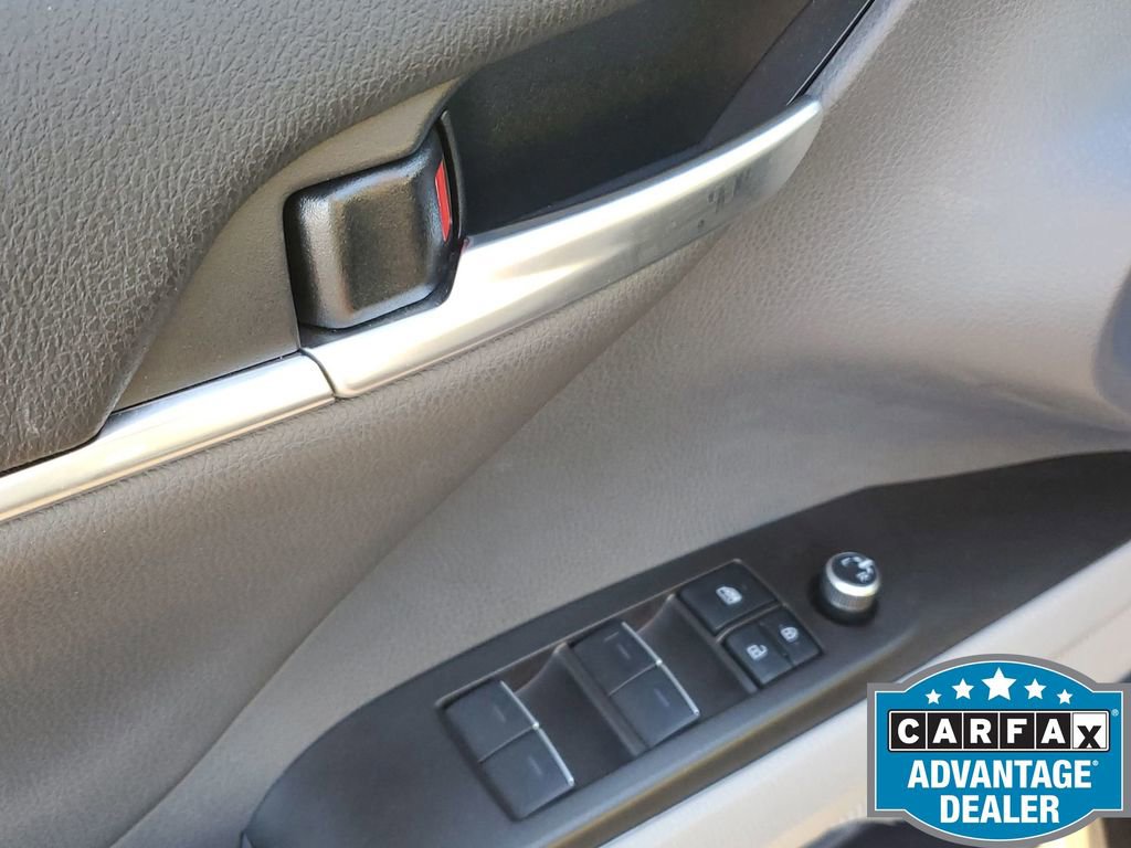 Used 2024 Toyota Camry XLE image 47