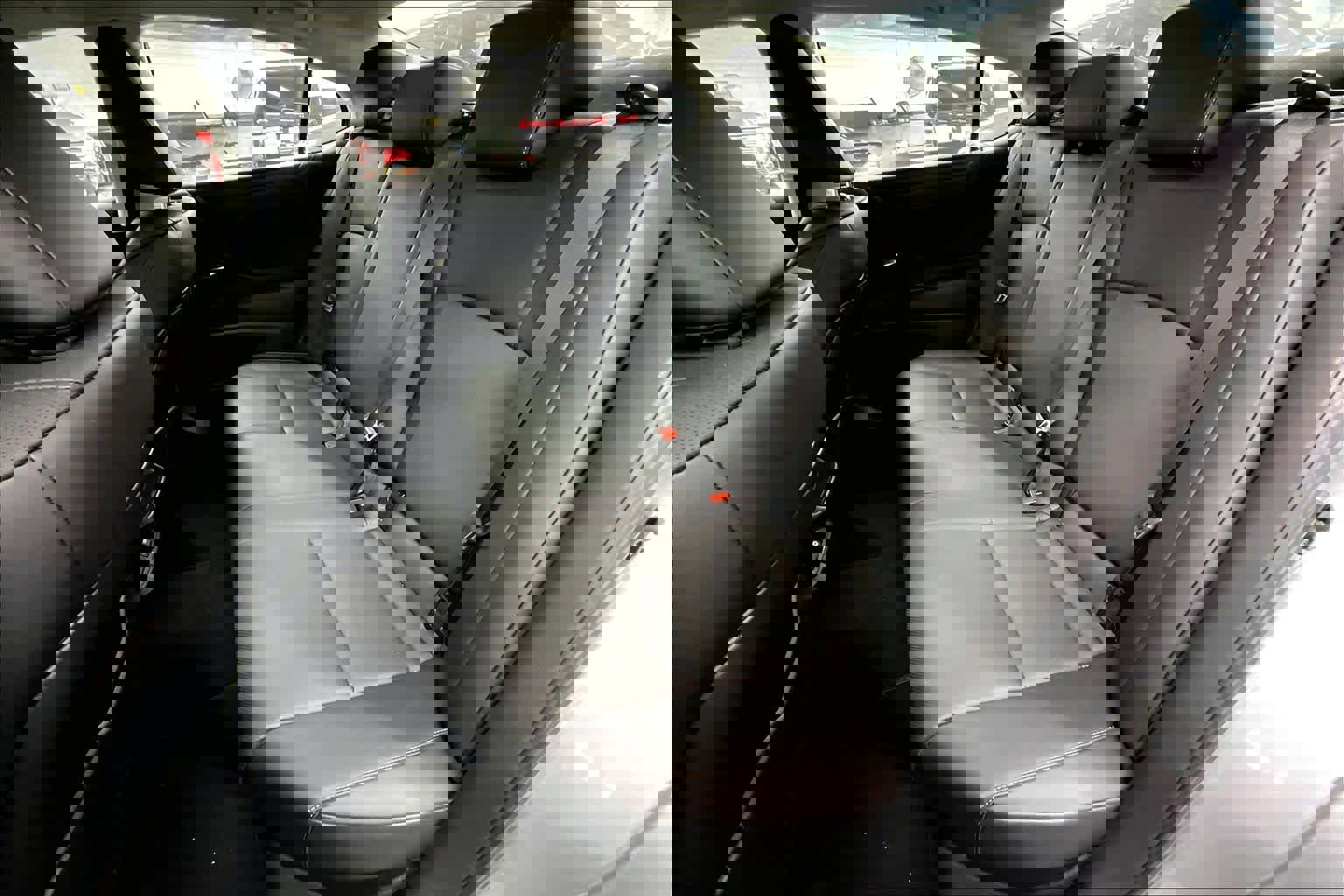 Used 2025 Lexus ES 300h w/ Premium Package image 19