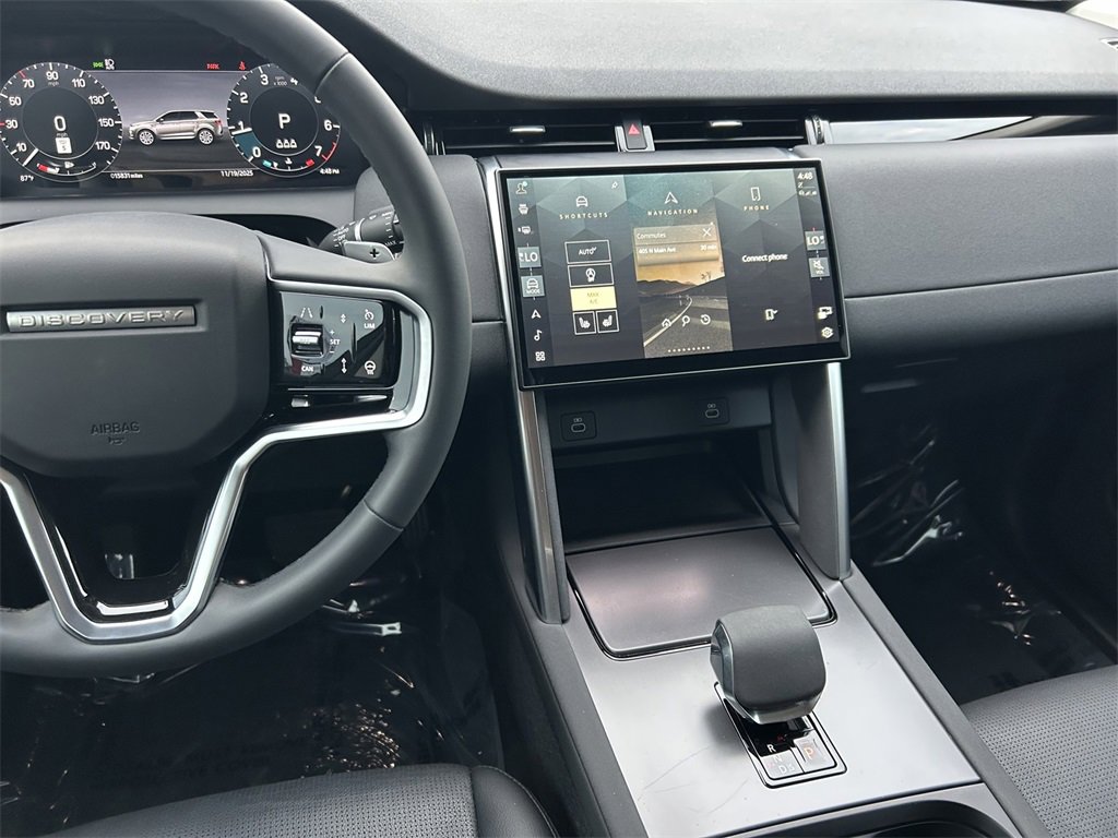 Used 2024 Land Rover Discovery Sport S image 21