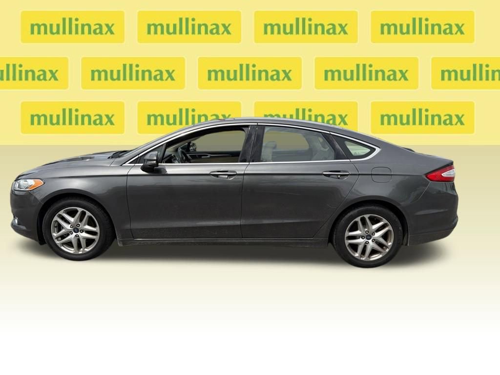 Used 2016 Ford Fusion SE w/ Equipment Group 202A FWD image 6