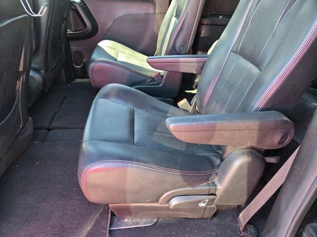 Used 2018 Dodge Grand Caravan GT FWD image 4