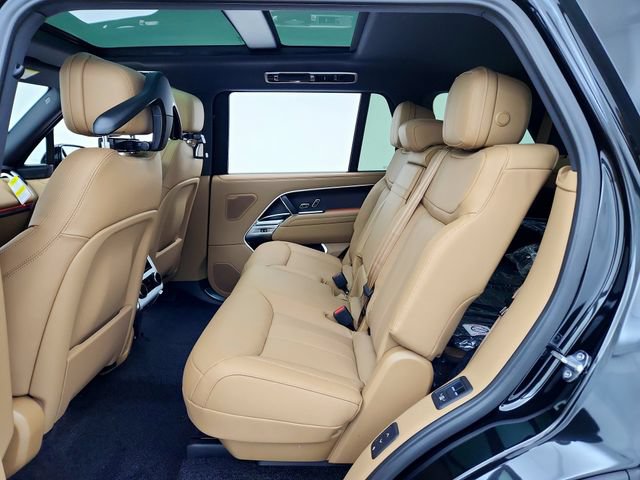 New 2026 Land Rover Range Rover Long Wheelbase SE AWD/4WD image 24