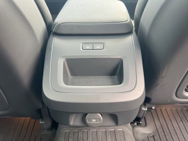 Certified 2024 Volvo S60 B5 Plus w/ Climate Package FWD image 21