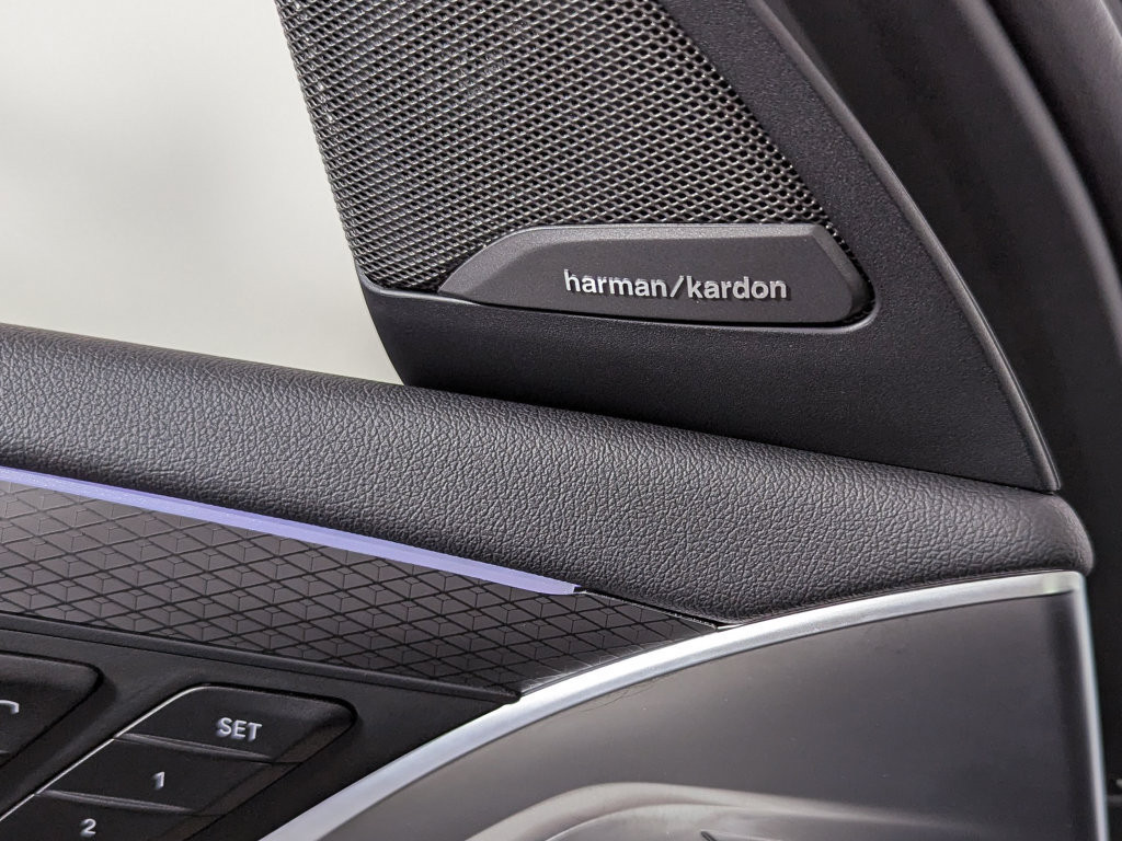 Certified 2024 BMW X4 xDrive30i w/ Premium Package AWD/4WD image 18