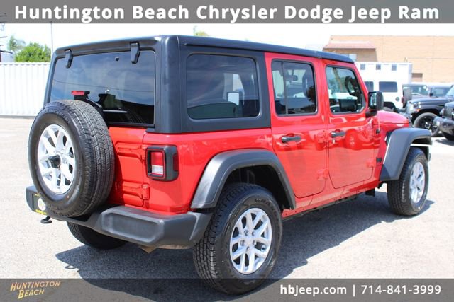 Used 2023 Jeep Wrangler Sport S image 4