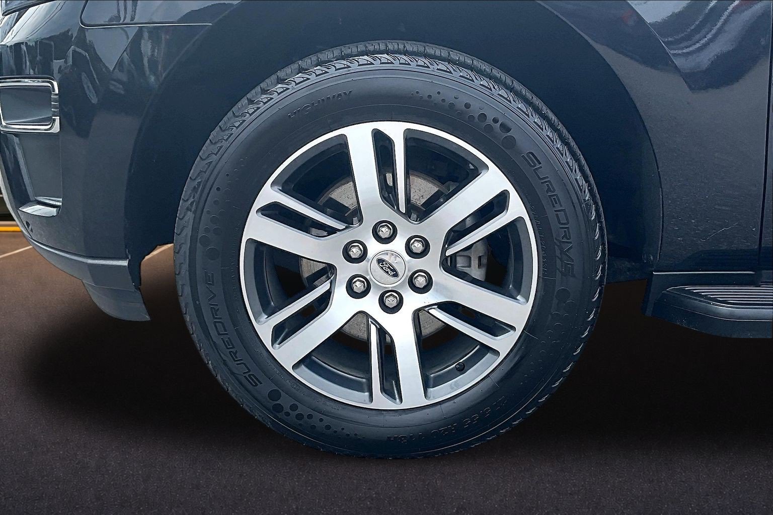 Certified 2024 Ford Expedition Limited AWD/4WD image 9