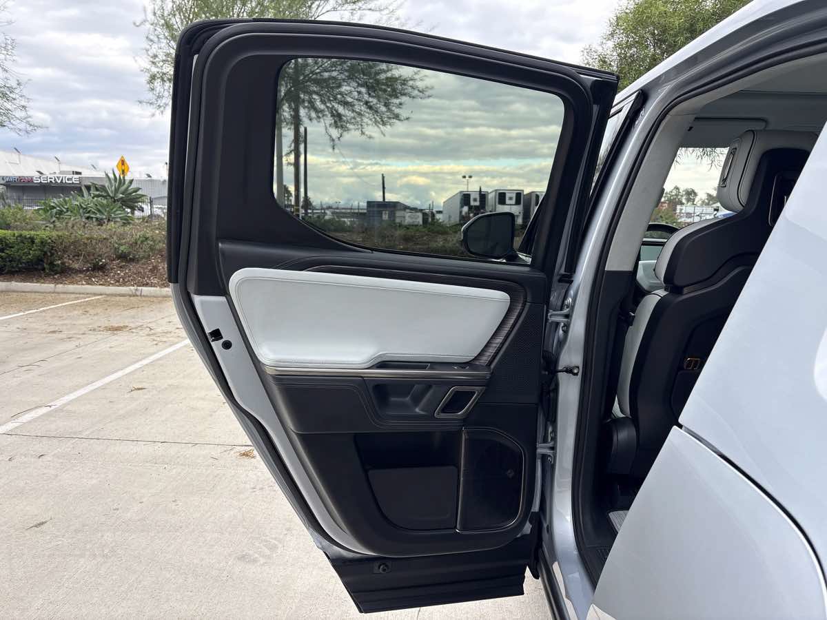 Used 2023 Rivian R1T Launch Edition AWD/4WD image 10
