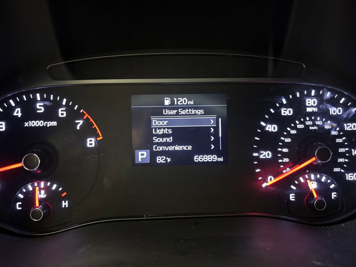 Used 2022 Kia Soul LX FWD image 39
