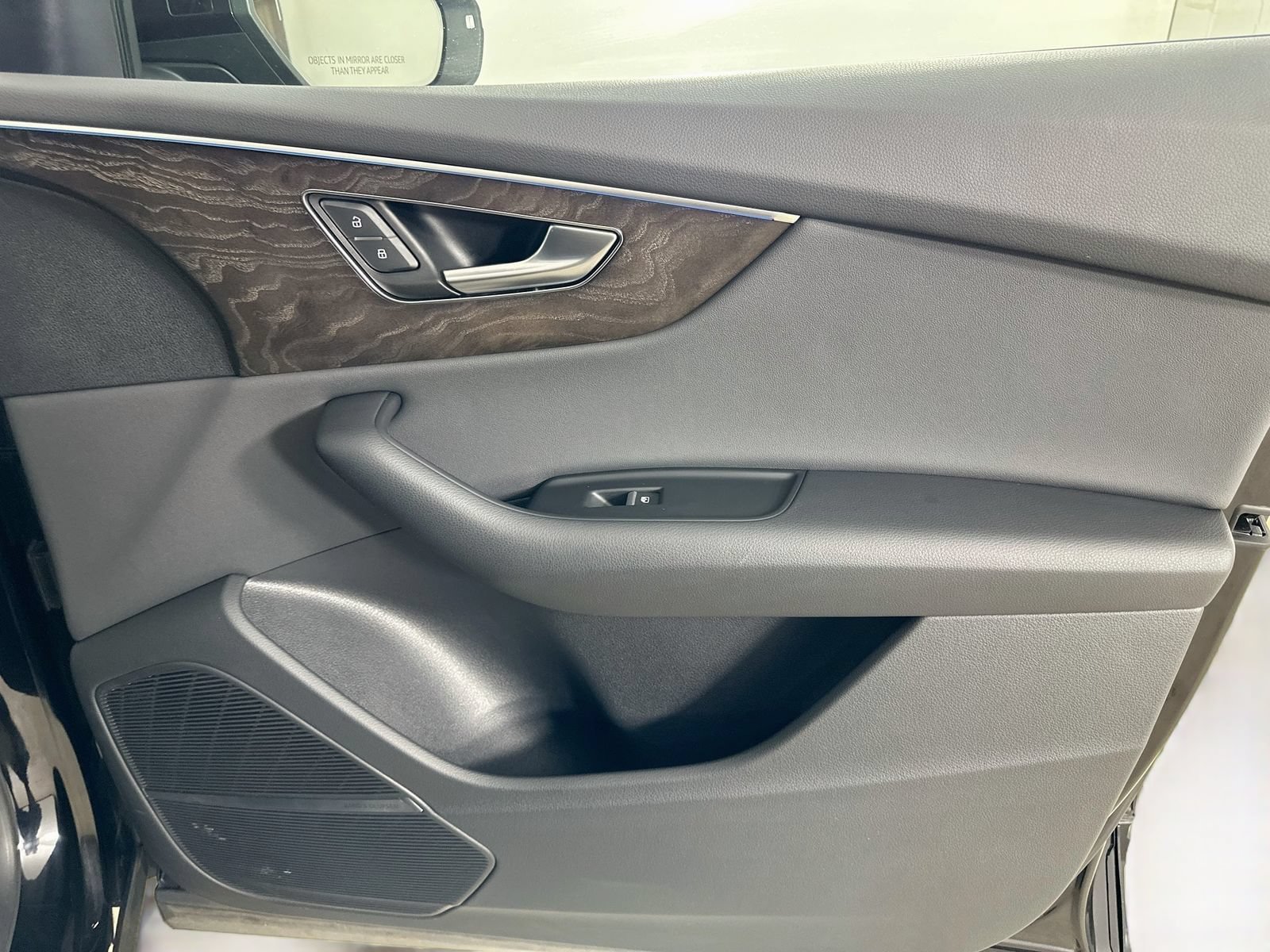 Used 2019 Audi Q8 Premium Plus AWD/4WD image 42