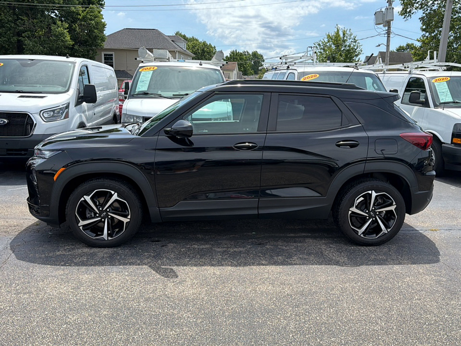 Used 2021 Chevrolet TrailBlazer RS w/ Sun and Liftgate Package FWD image 4