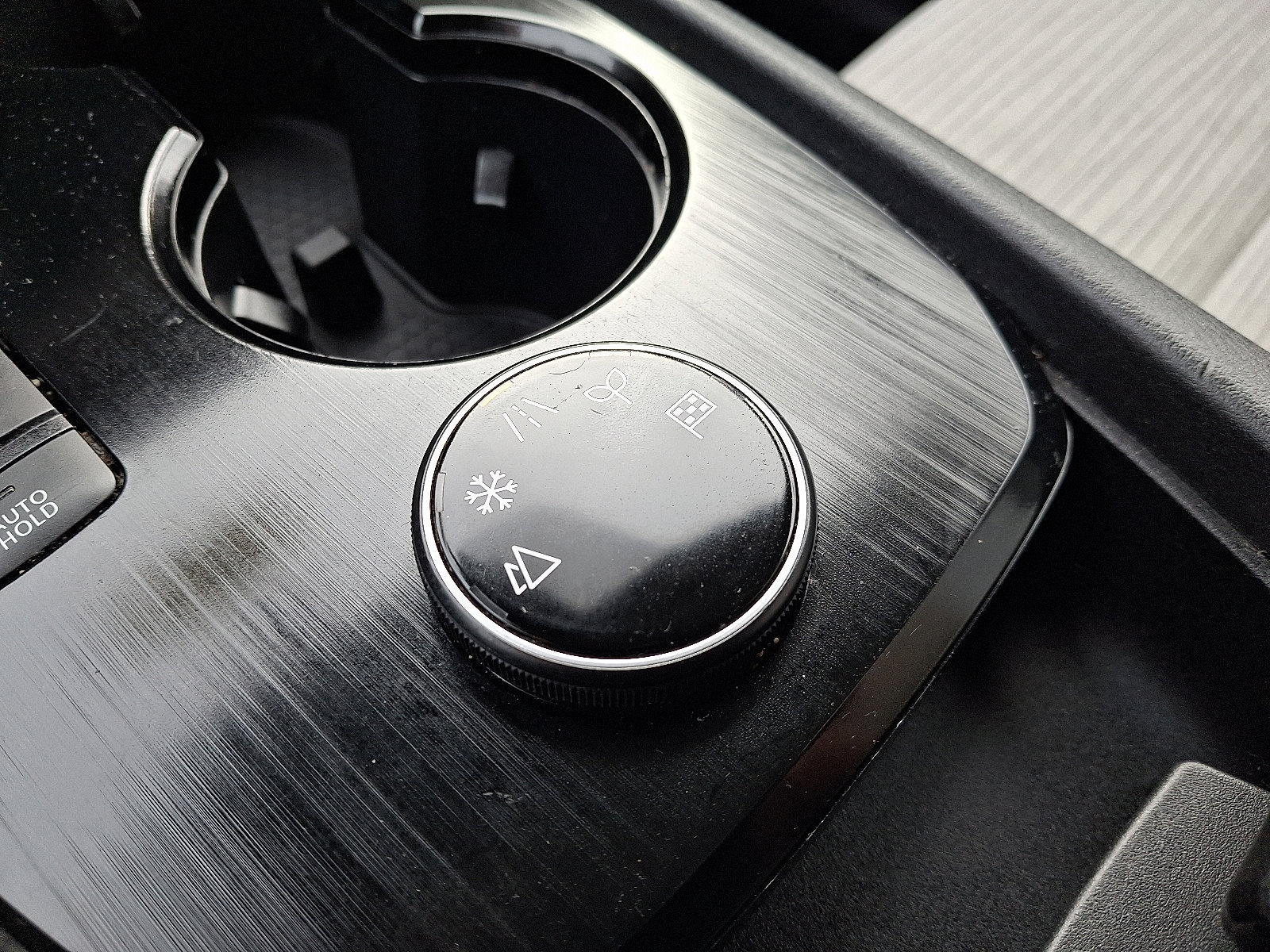 Certified 2023 Nissan Rogue SV image 21