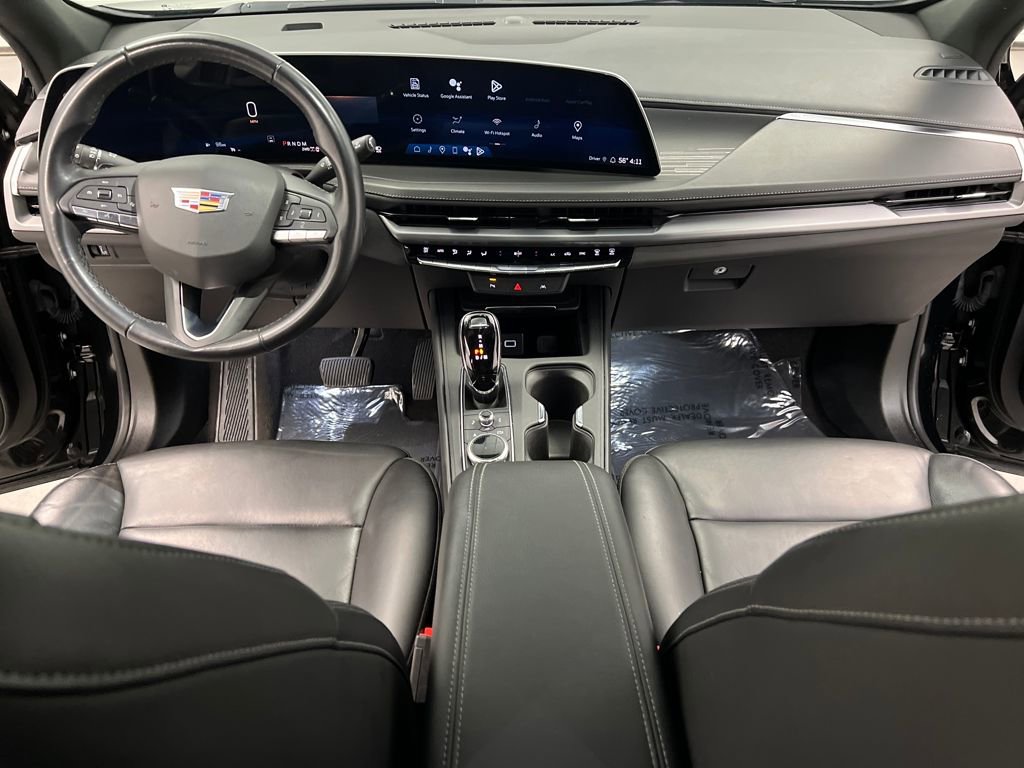 Used 2024 Cadillac XT4 Premium Luxury image 35