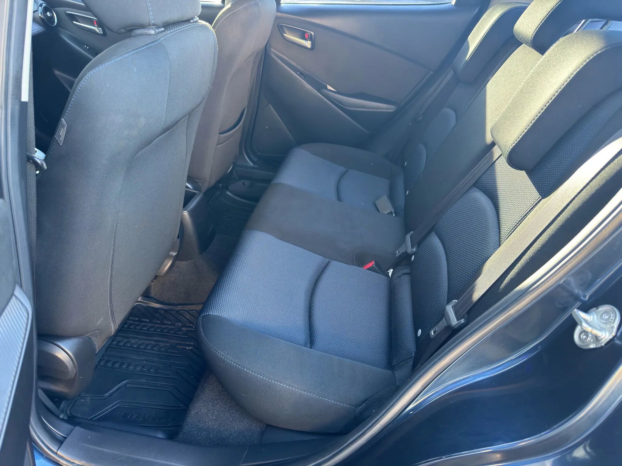 Used 2016 Scion iA image 7
