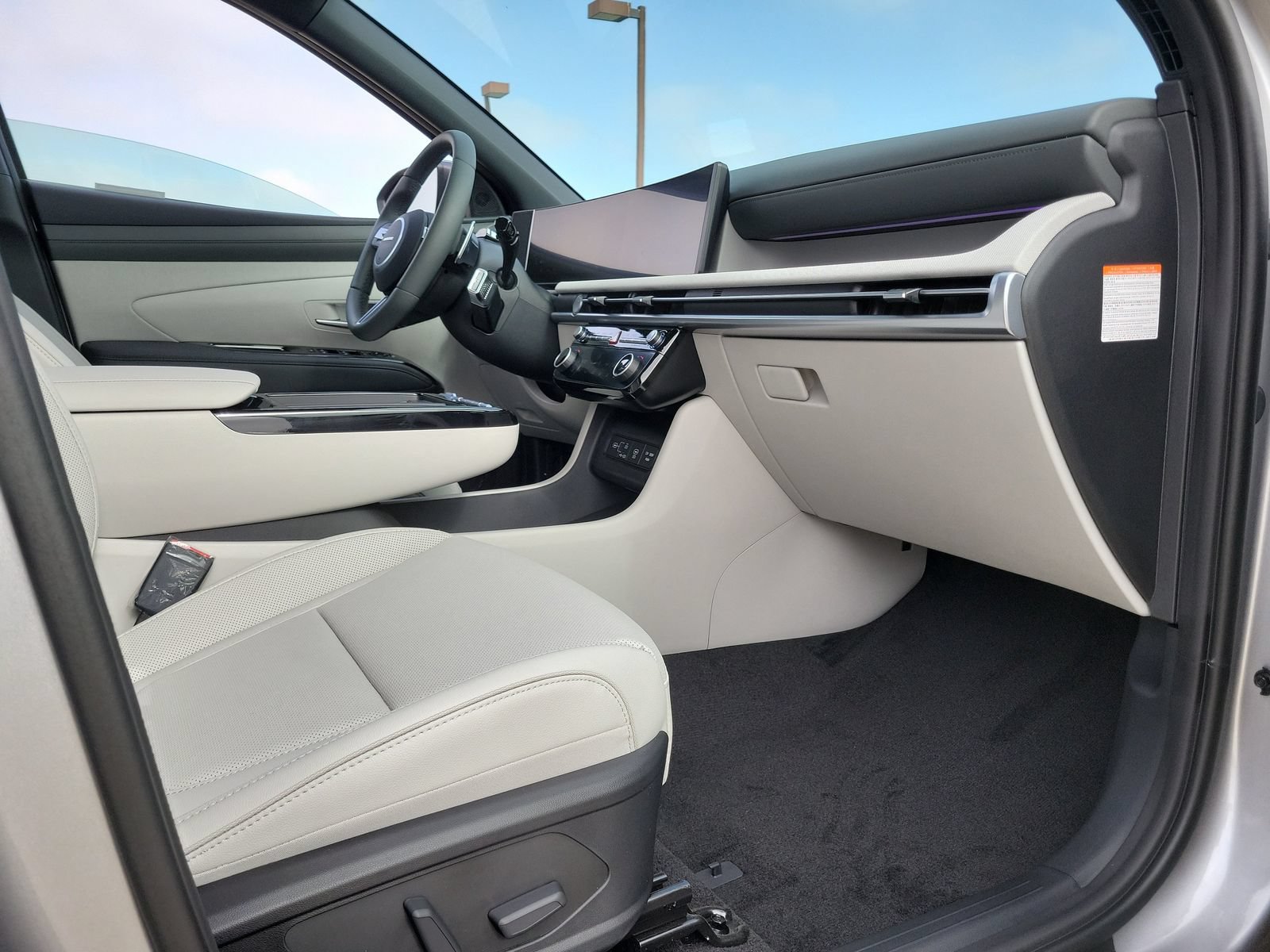 New 2026 Hyundai Tucson Limited AWD/4WD image 16