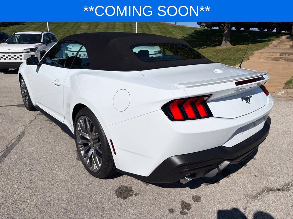 Used 2024 Ford Mustang Premium RWD image 8
