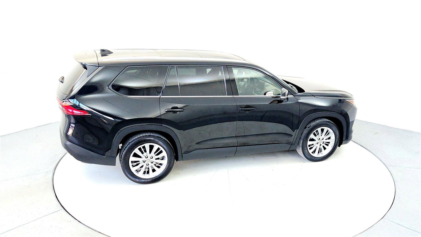 Used 2024 Toyota Grand Highlander Platinum image 13