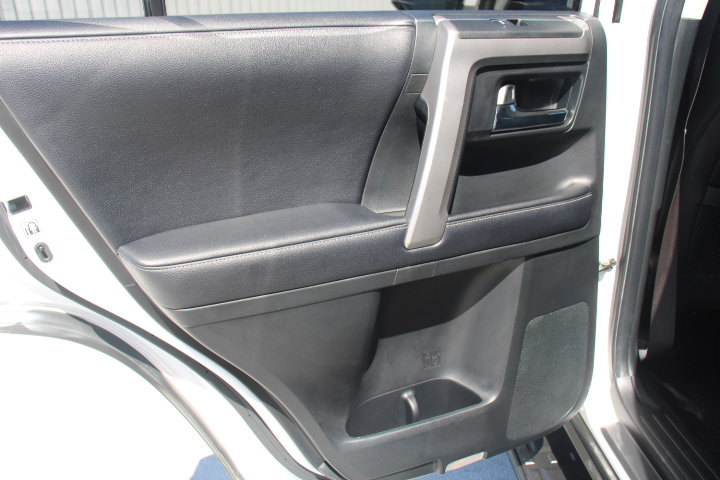 Certified 2019 Toyota 4Runner SR5 Premium AWD/4WD image 15