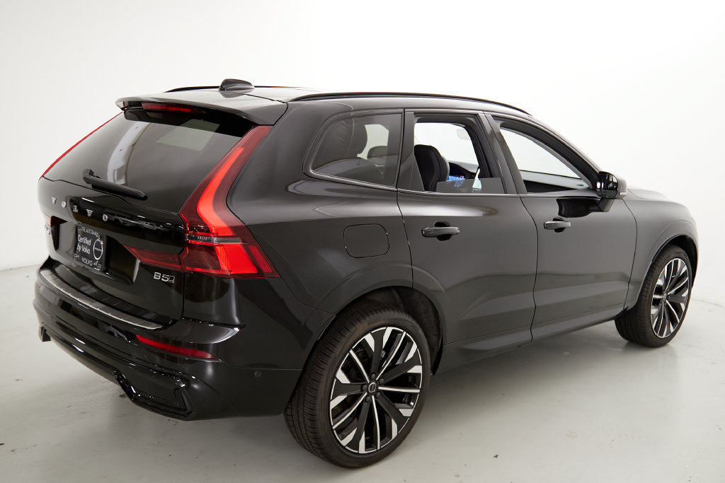 Used 2026 Volvo XC60 B5 Ultra AWD/4WD image 7