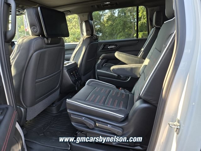 New 2026 GMC Yukon XL AT4 Ultimate w/ LPO, Illumination Package AWD/4WD image 8