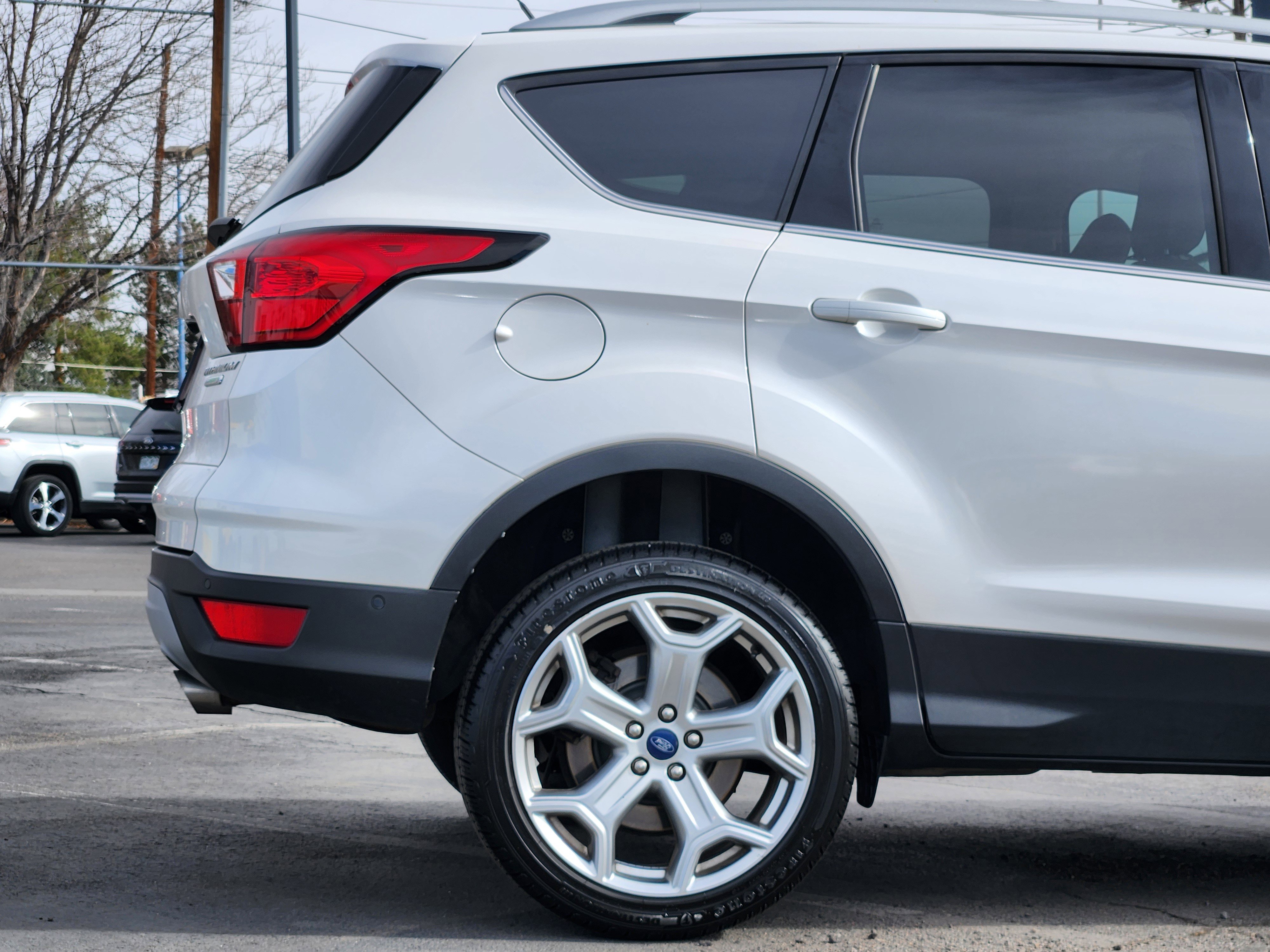 Used 2019 Ford Escape Titanium image 6