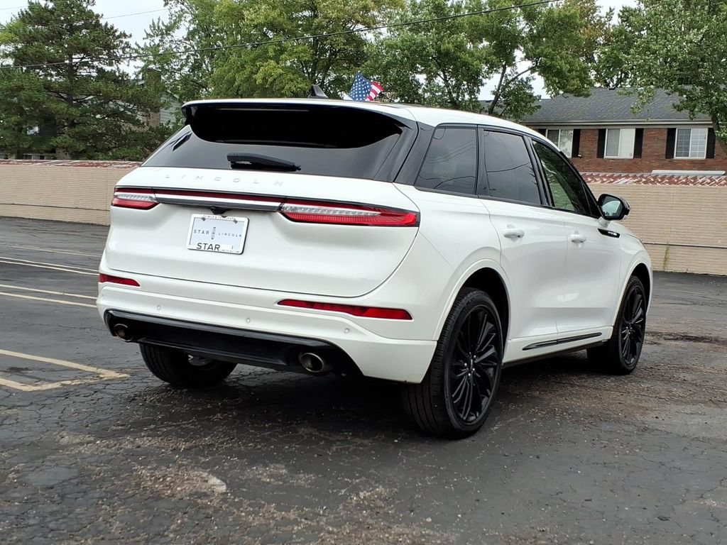 Used 2024 Lincoln Corsair AWD w/ Equipment Group 101A image 7