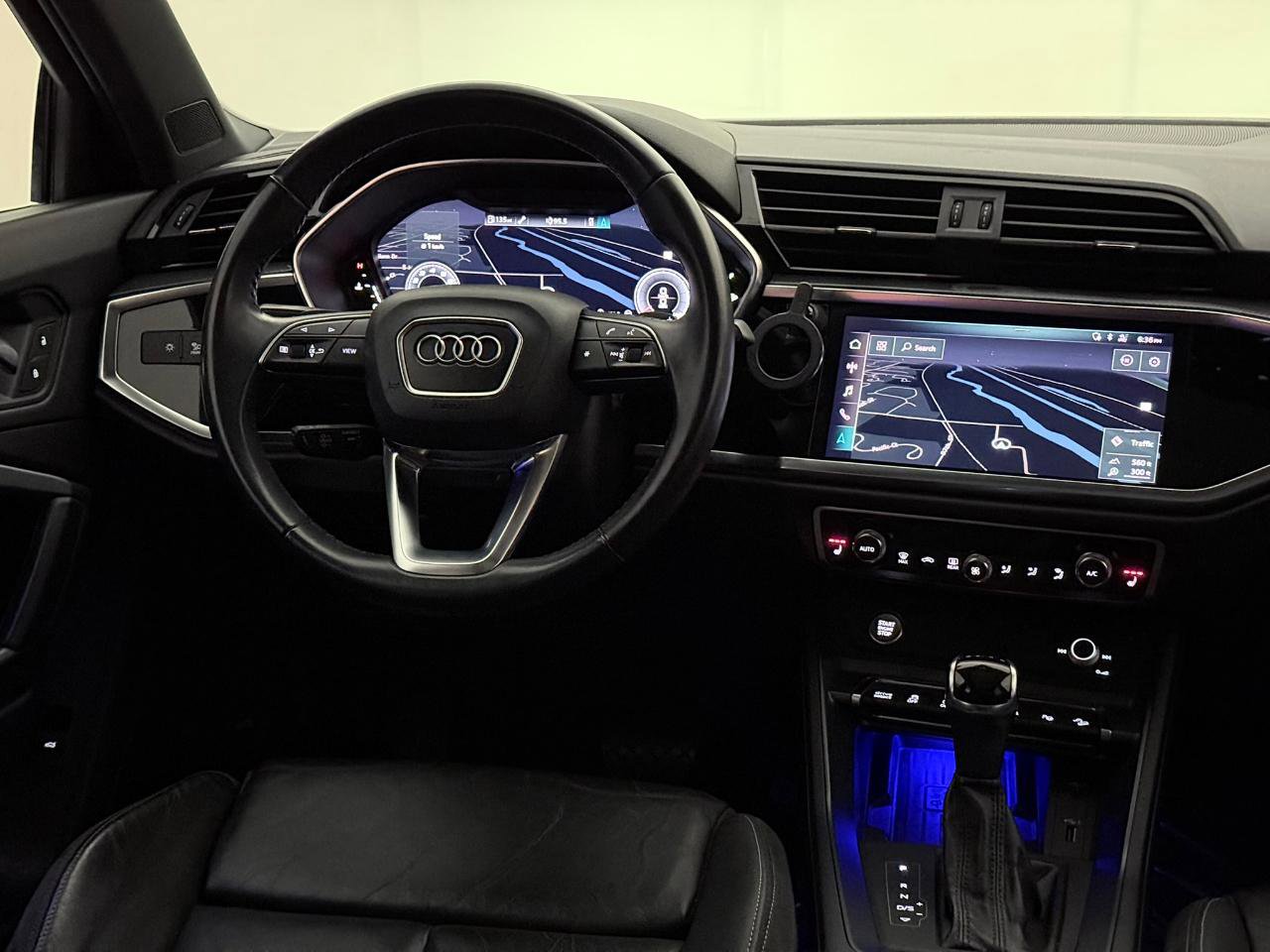 Used 2020 Audi Q3 2.0T Prestige w/ Prestige Package image 30