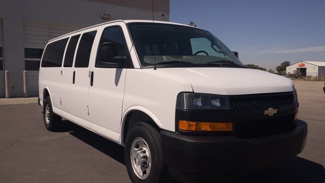 Used 2023 Chevrolet Express 3500 LS RWD image 4