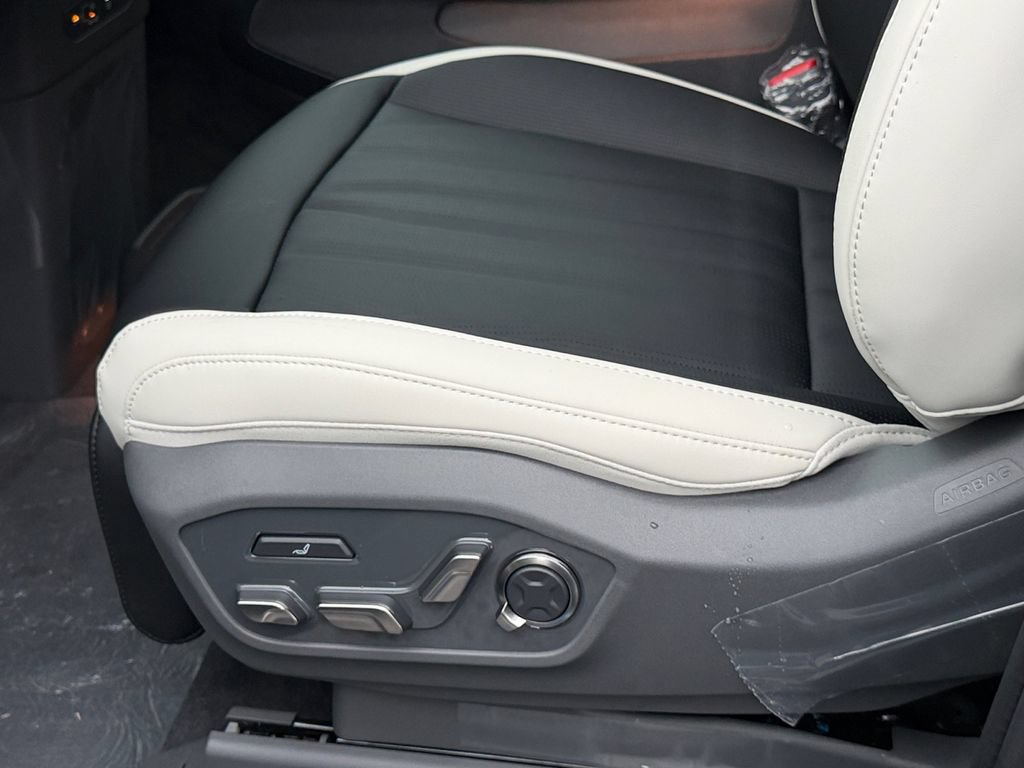 New 2026 Kia EV9 GT-Line AWD/4WD image 15