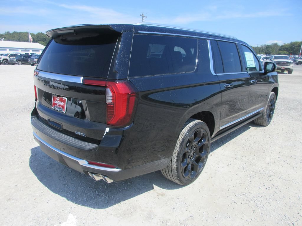 New 2026 GMC Yukon XL Denali w/ Denali Reserve Package AWD/4WD image 4
