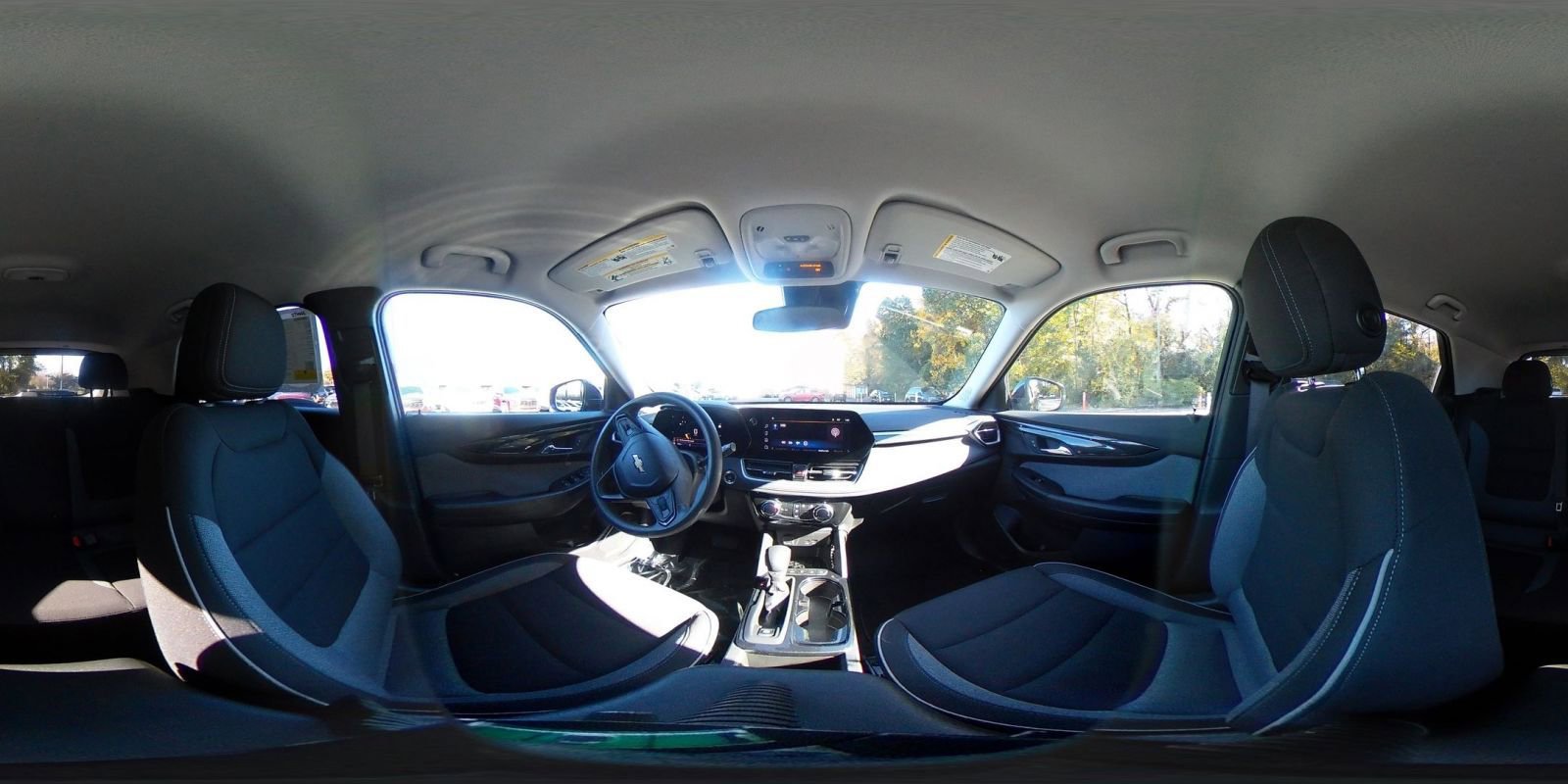 Used 2025 Chevrolet TrailBlazer LT image 38