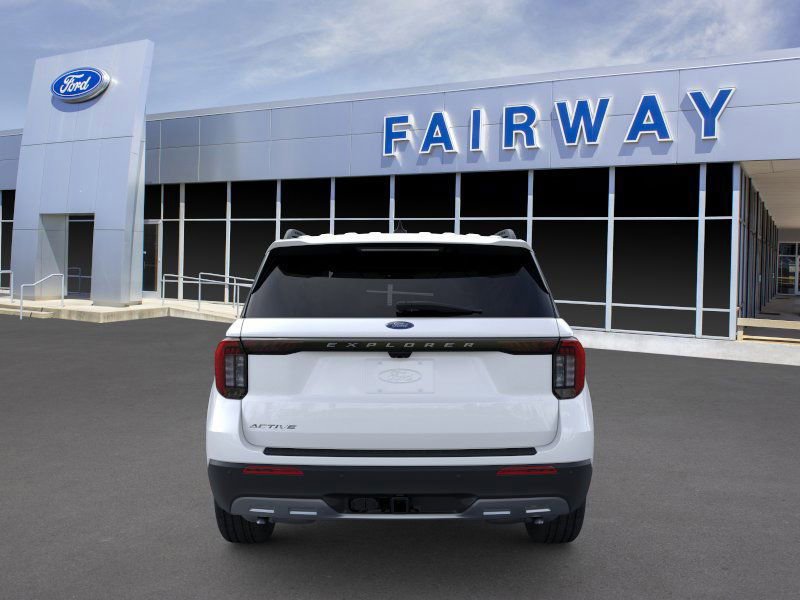 New 2025 Ford Explorer Active w/ Active Comfort Package RWD image 5