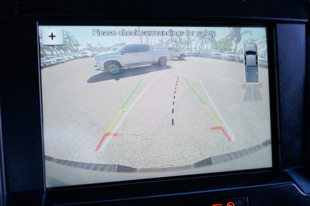 Used 2017 Ford F350 Lariat image 28