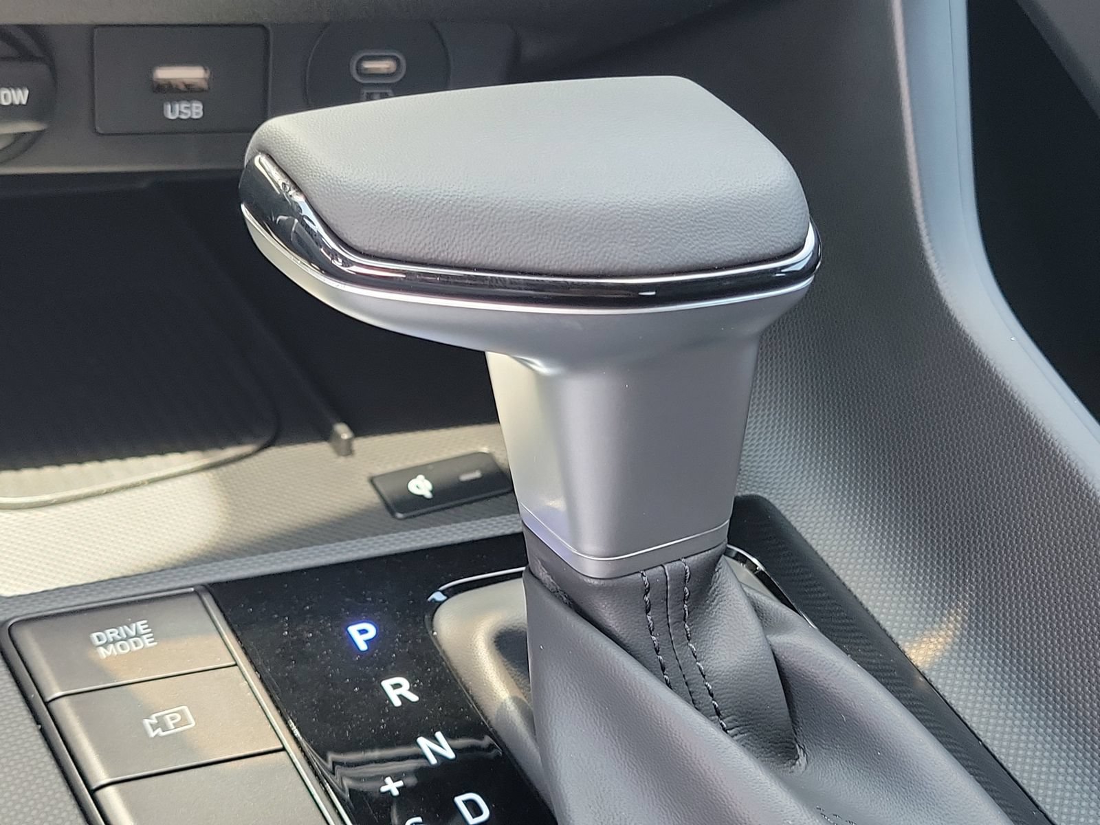 New 2026 Hyundai Elantra SEL Sport FWD image 15