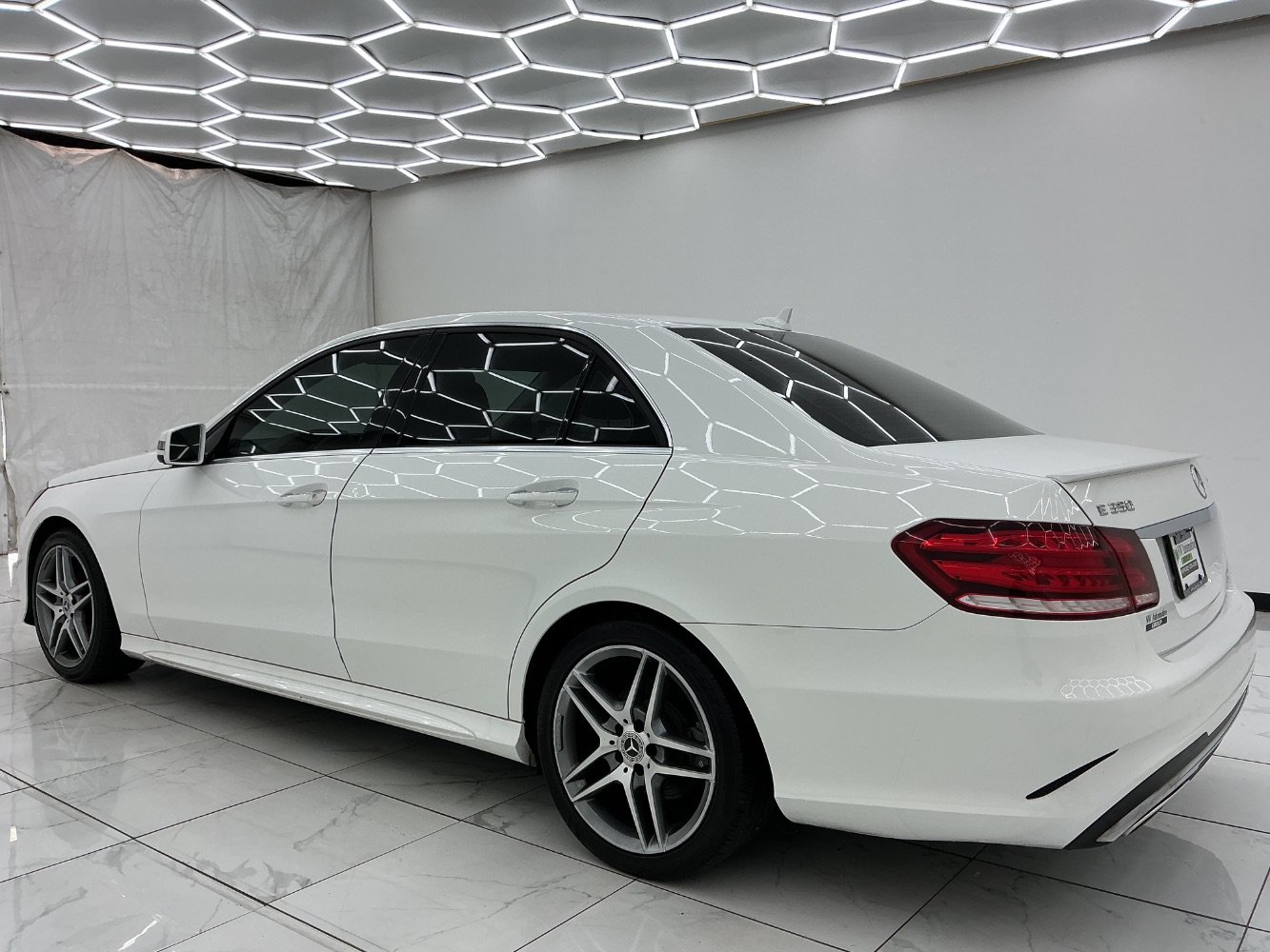 Used 2015 Mercedes-Benz E 350 4MATIC Sedan w/ Premium 1 Package image 11
