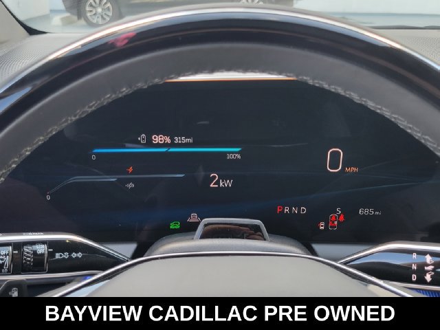 Used 2027 Cadillac Optiq Luxury RWD image 10