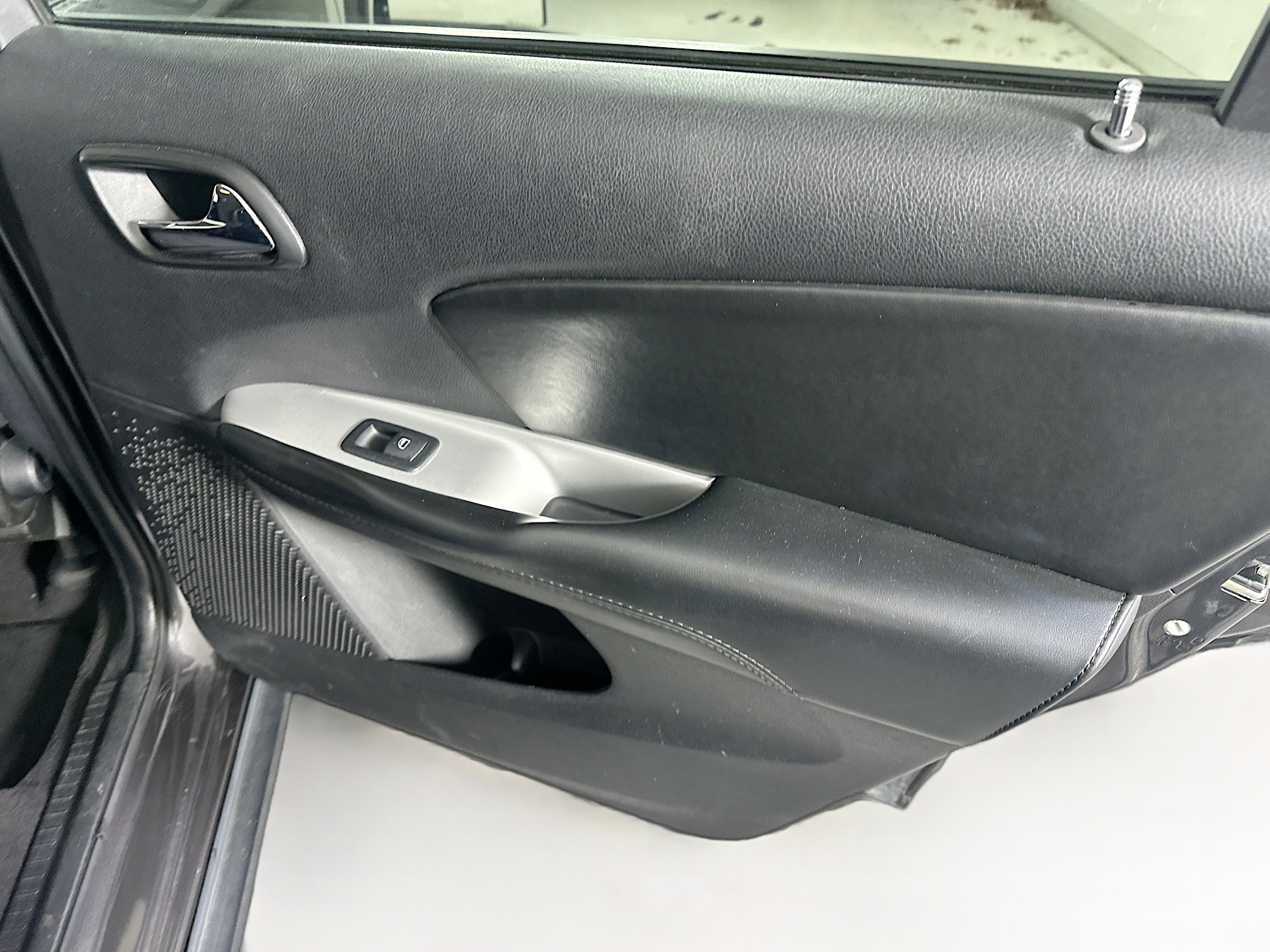 Used 2019 Dodge Journey SE image 29