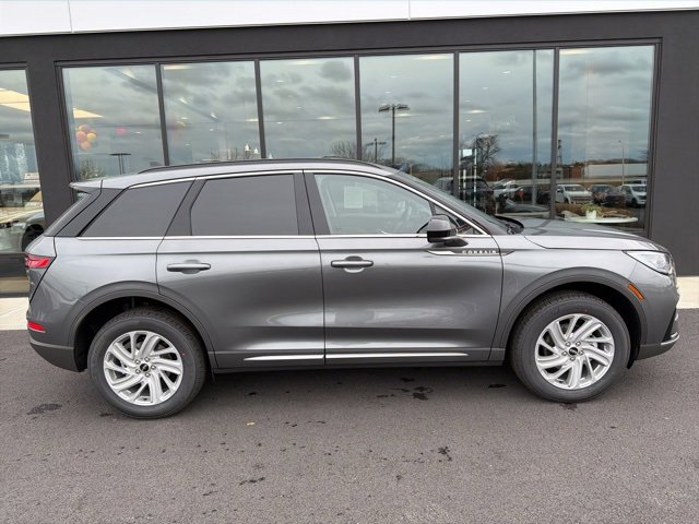 New 2026 Lincoln Corsair Premiere image 2