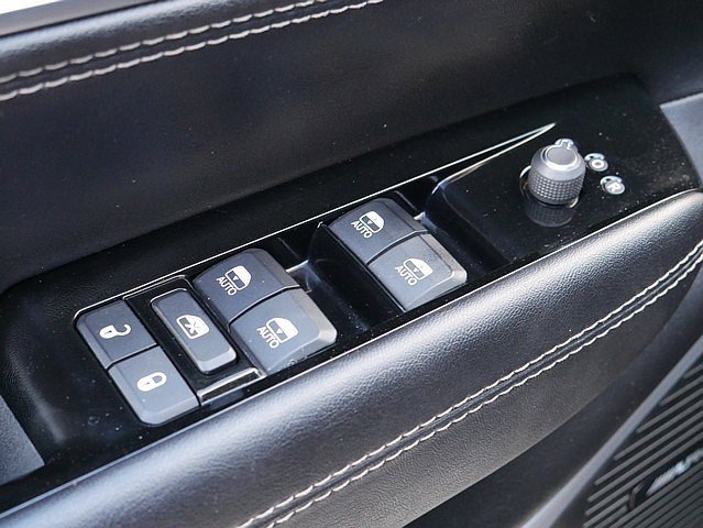 Used 2024 Jeep Wagoneer Series II image 25