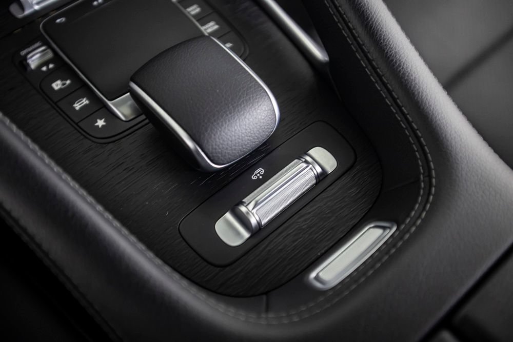 Used 2022 Mercedes-Benz GLS 450 4MATIC image 37